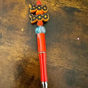 Halloween 🎃 boo stay spooky pumpkin beaded pen